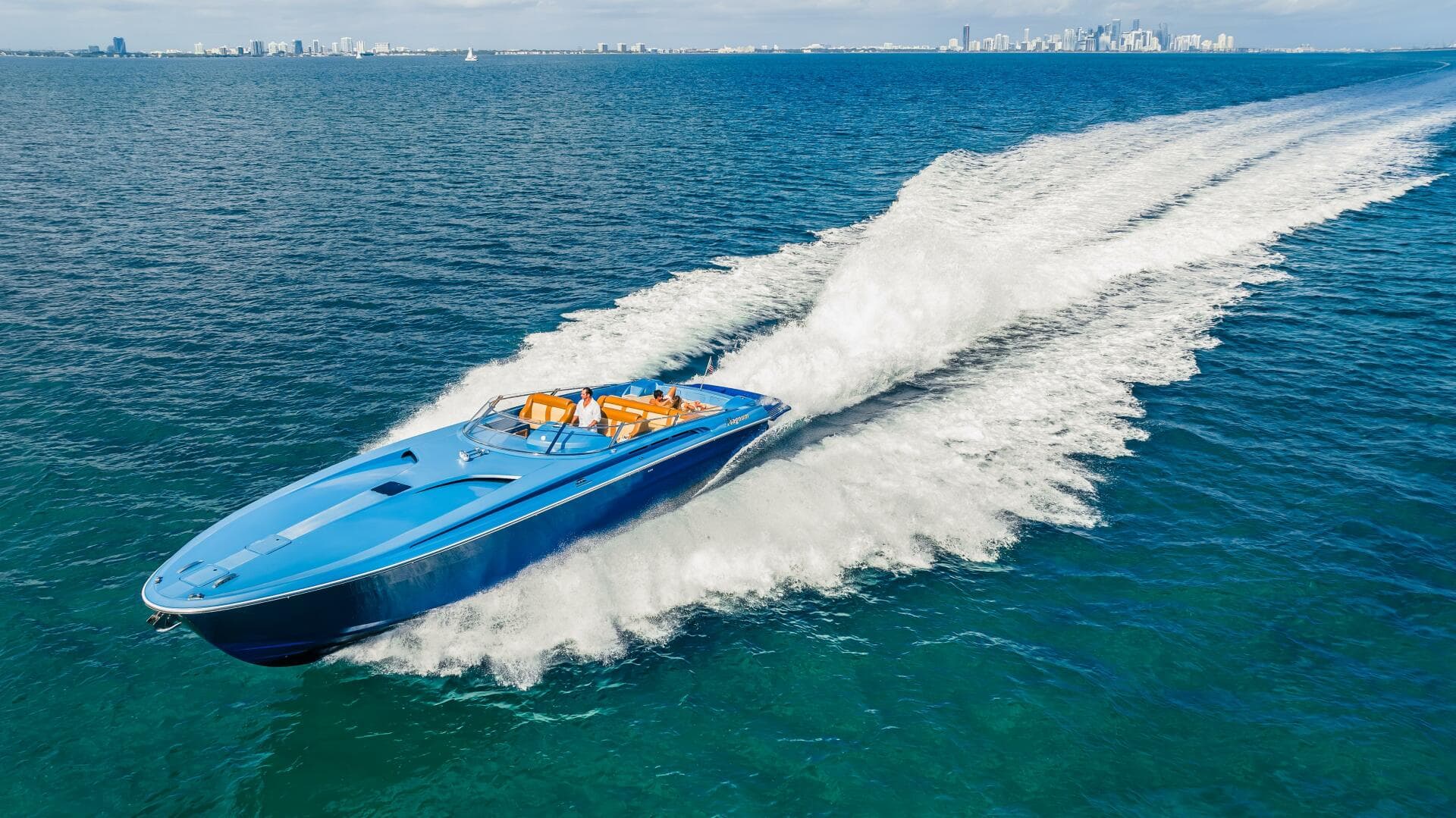 2013 Magna Marine Bestia 51